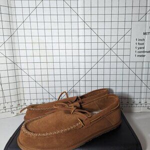 NEW- Size 8 Mens Manitobah Mukluks Moccasin Cabin Loafer Fur Slip On Shoes Brown